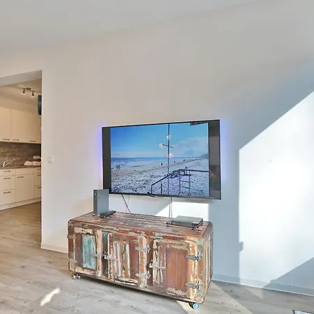 Bude 30 Bude 30 Tilly 2