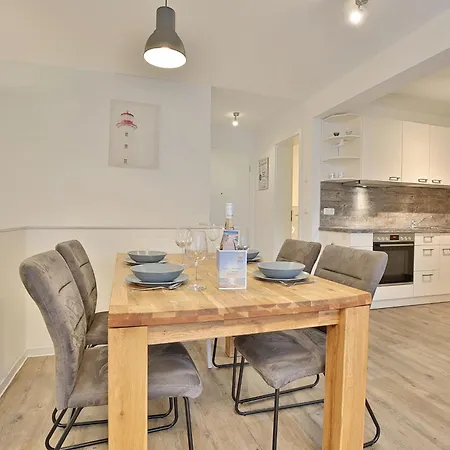 Bude 30 Bude 30 Tilly 2 Scharbeutz